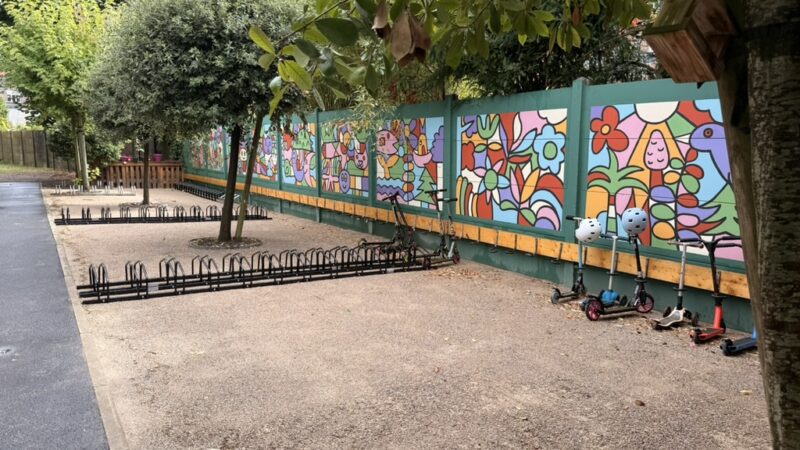 Le parking à trottinettes